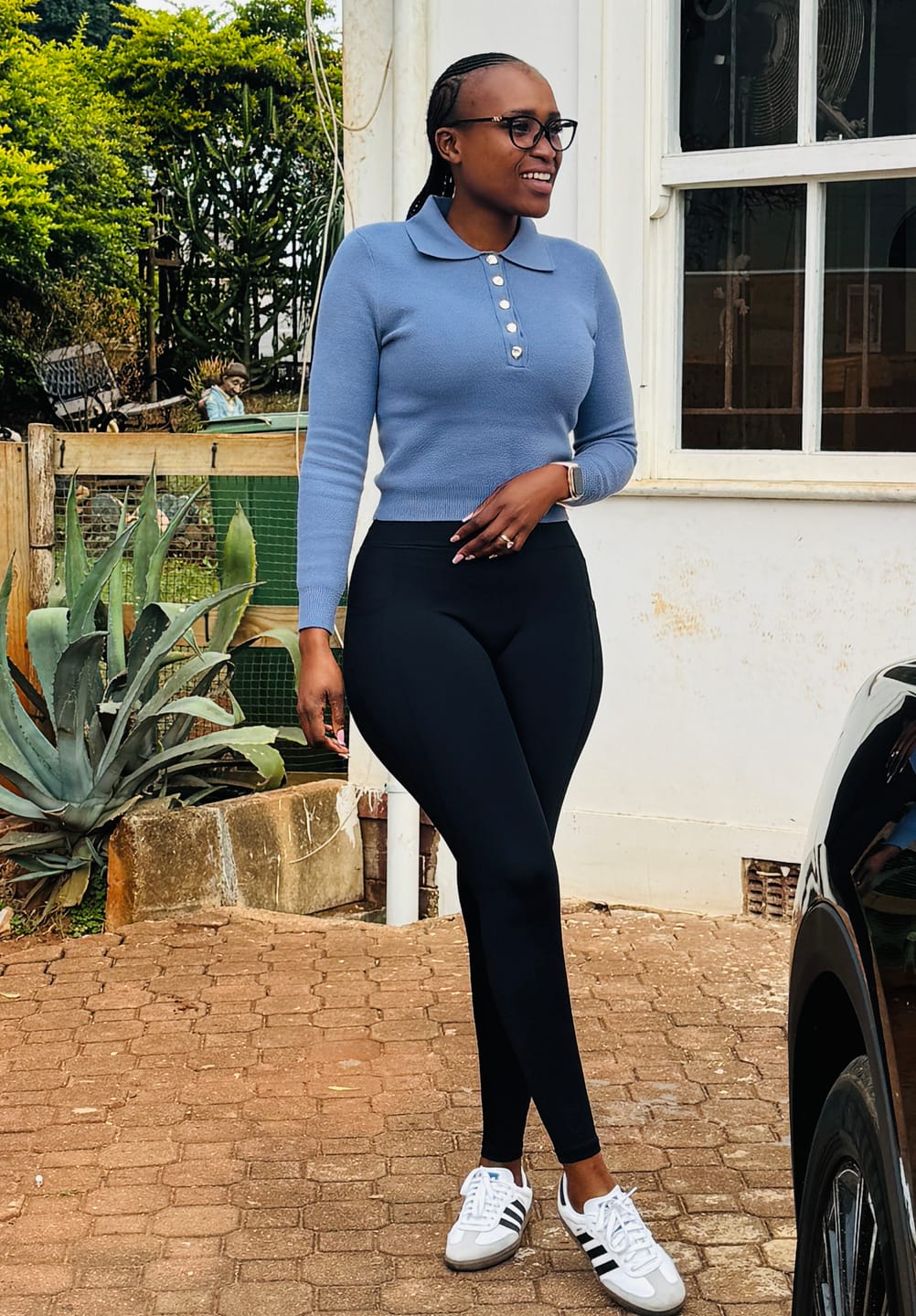Customer photo review of High Waist Pocket Leggings