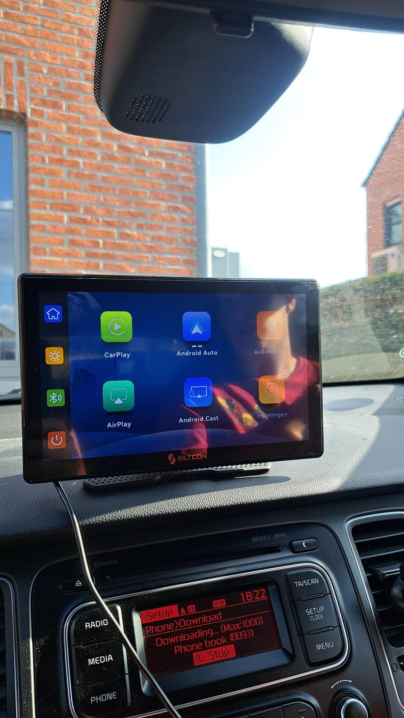 Customer photo review of Siltcon® 9”  Carplay / Android Auto Scherm