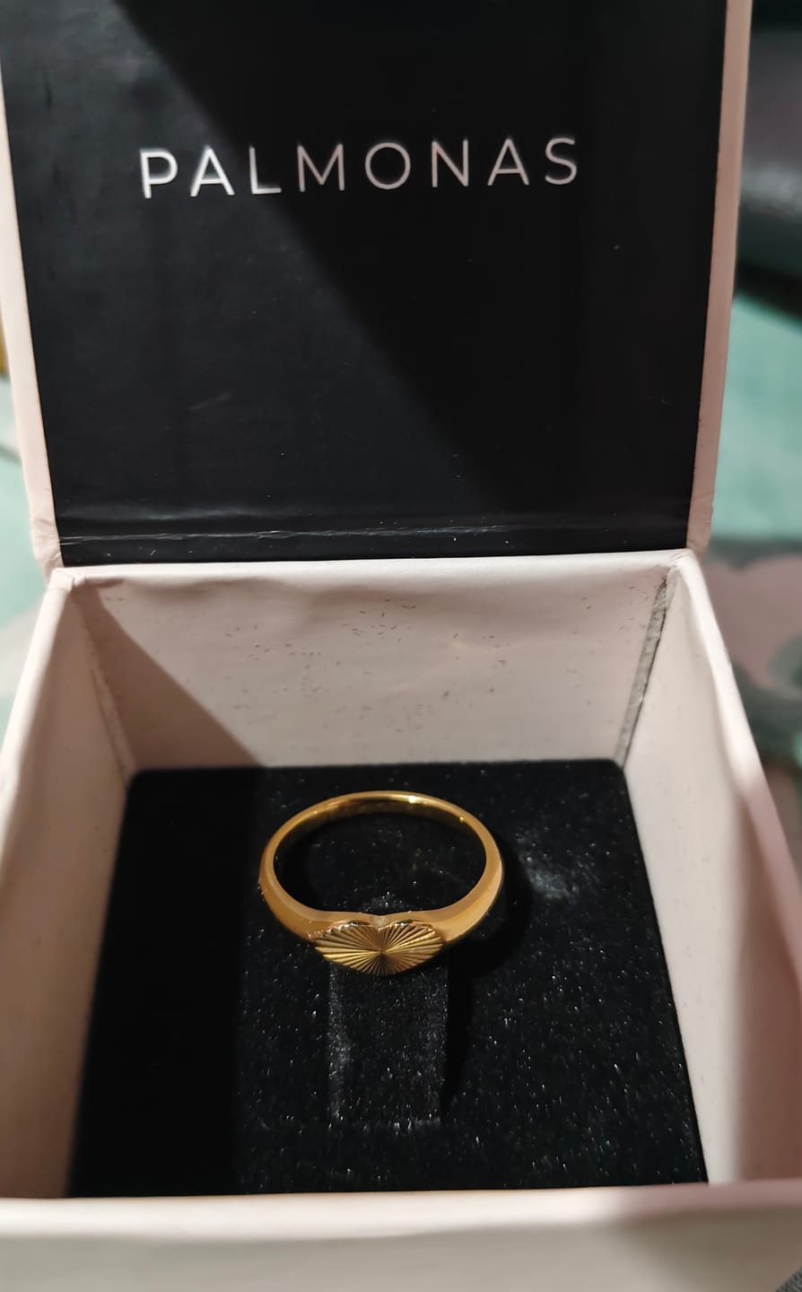 Customer photo review of Bold Sunray Heart Ring