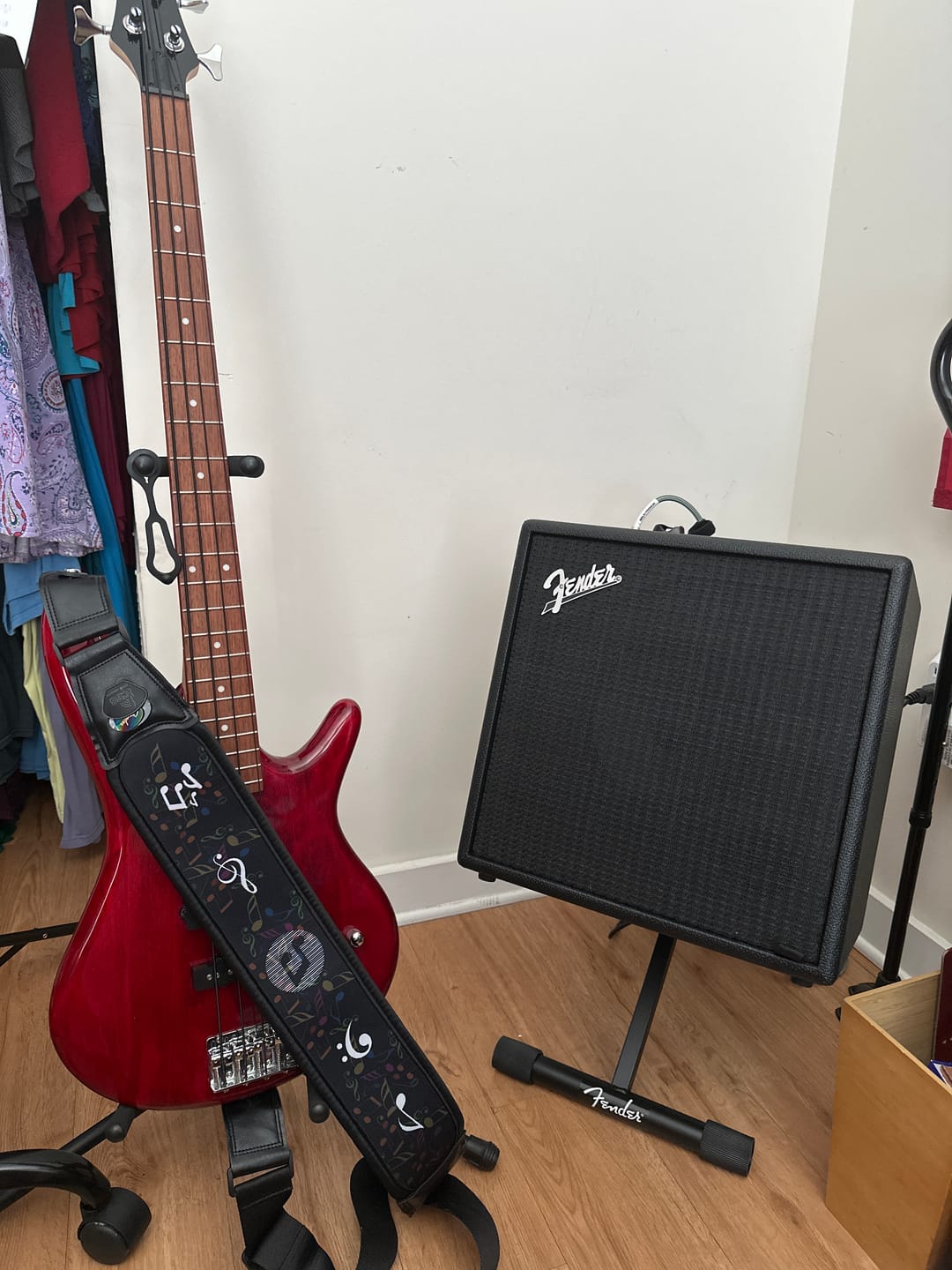 Customer photo review of Zero-Gravity Guitar Strap | Weightless Comfort for Bass & Guitar