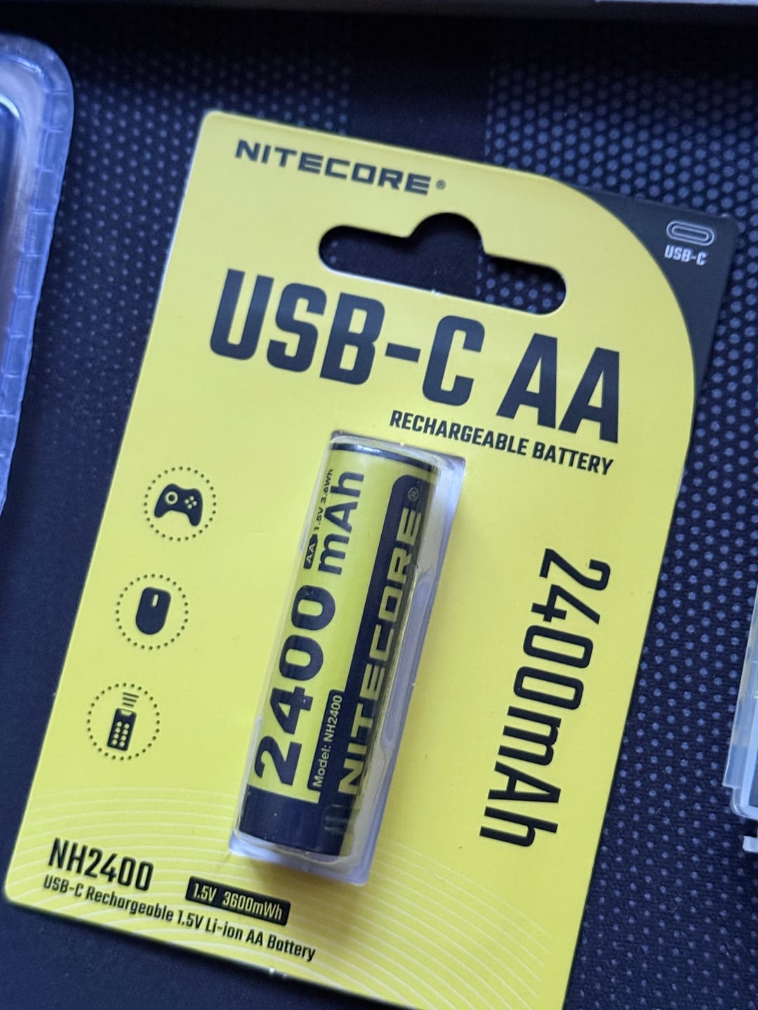 Customer photo review of NH2400 1PC (AA - 2400mAh - 1.5V)
