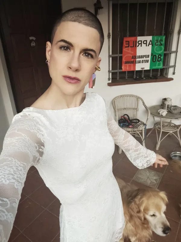 Customer photo review of Glenda – Orecchini in Plexiglas Grandi a lobo