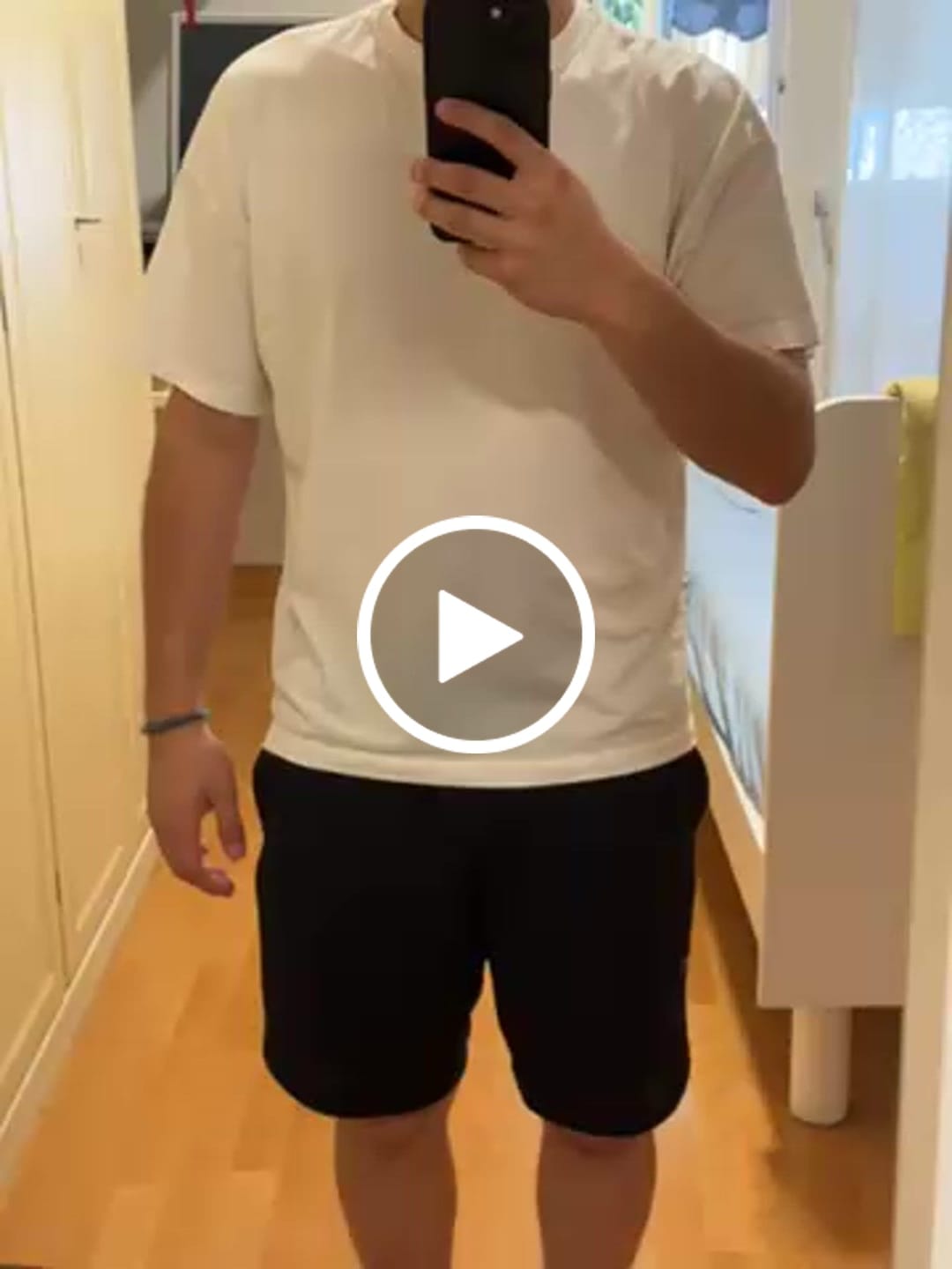 Customer video review of T-Shirt Blanks Boxy Fit 190GSM Off White