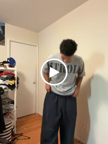 Customer video review of Navy Heavyweight Sweatpants