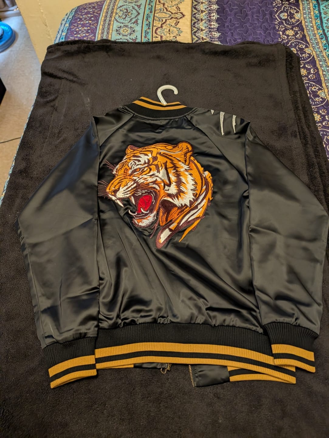 Customer photo review of Roaring Tiger Sukajan Souvenir Jacket
