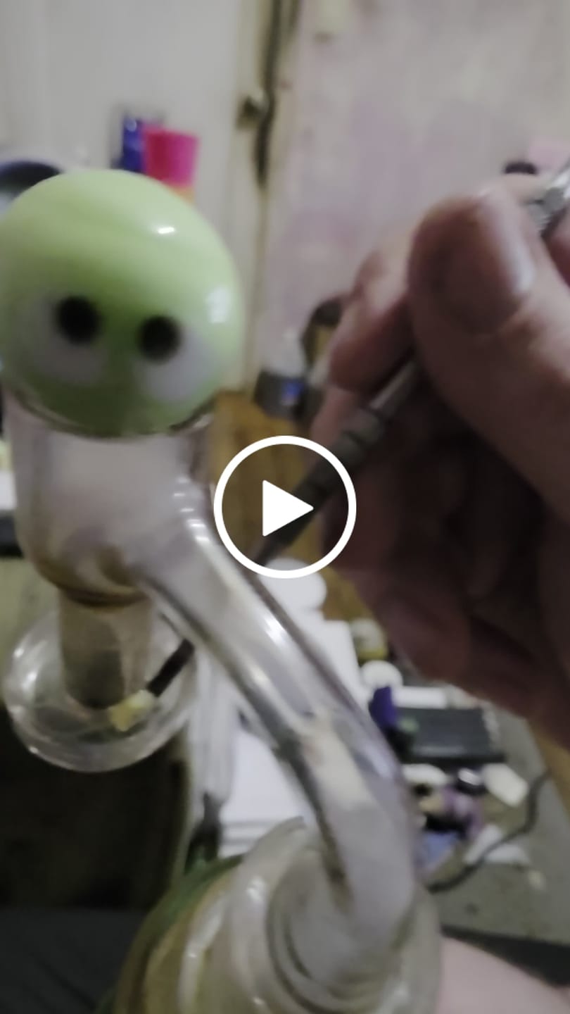 Customer video review of Legendary Honey Crystal Pineapple Express 3.5G (BOGO)