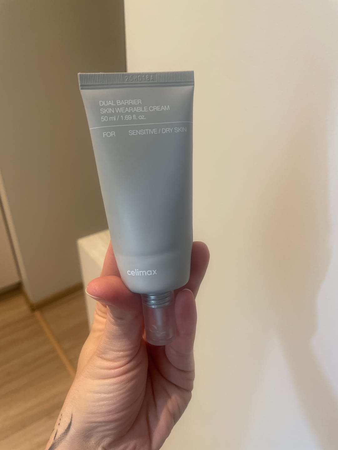 Customer photo review of Aizsargbarjeru nodrošinošs krēms ar keramīdu kompleksu Celimax Dual Barrier Skin Wearable Cream