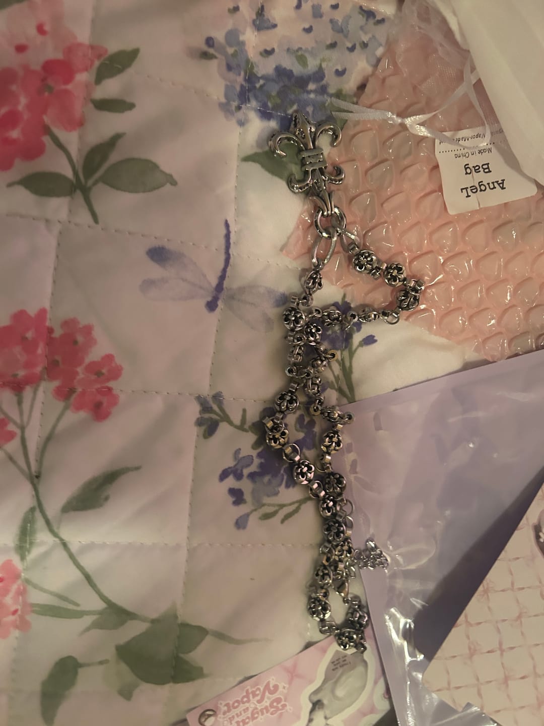 Customer photo review of 🦄 Angel Bag - Random Cute Items 🔮