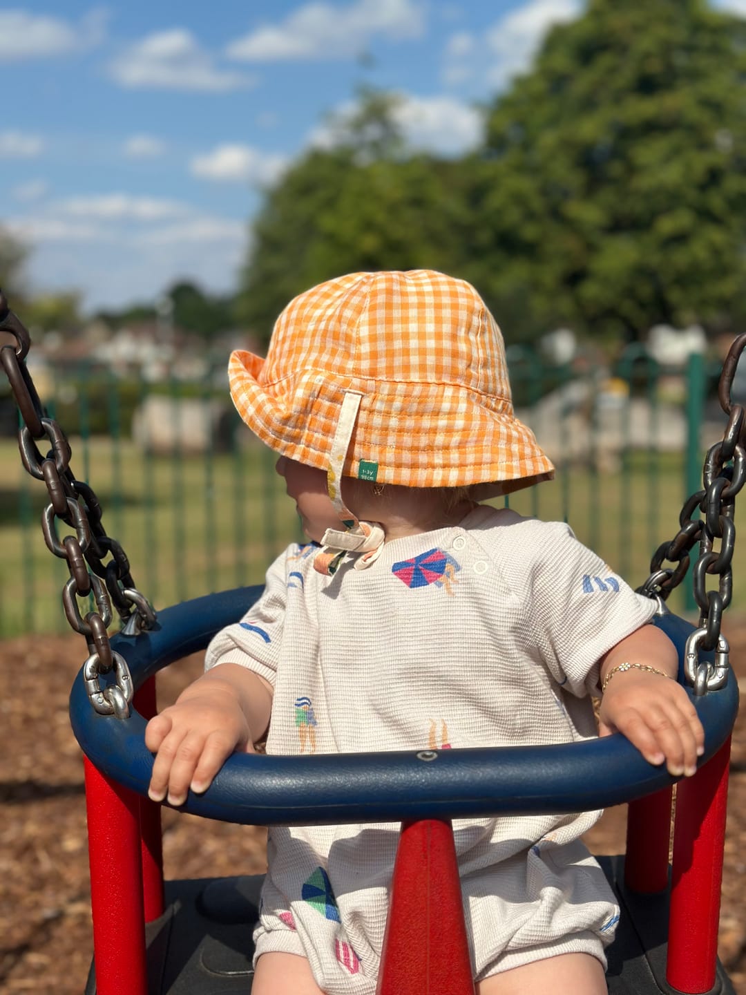 Customer photo review of Flora Reversible Sunhat