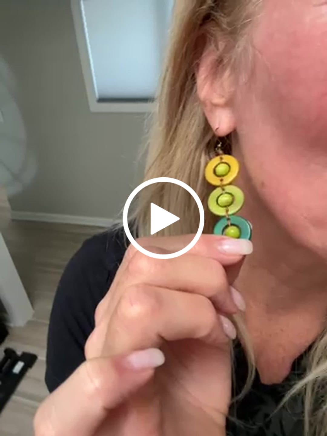 Customer video review of Frida Earrings