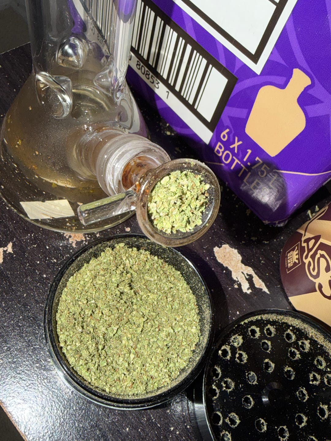 Customer photo review of Candy Cartel Light Assist THCA