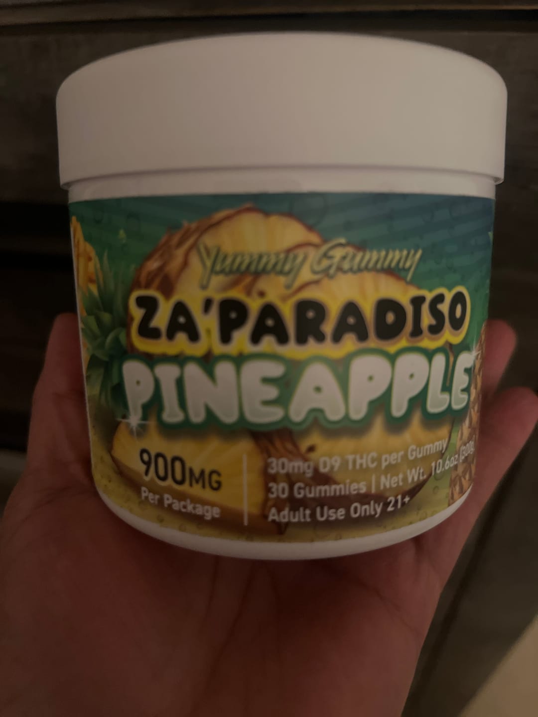 Customer photo review of 900MG Yummy Gummy D9