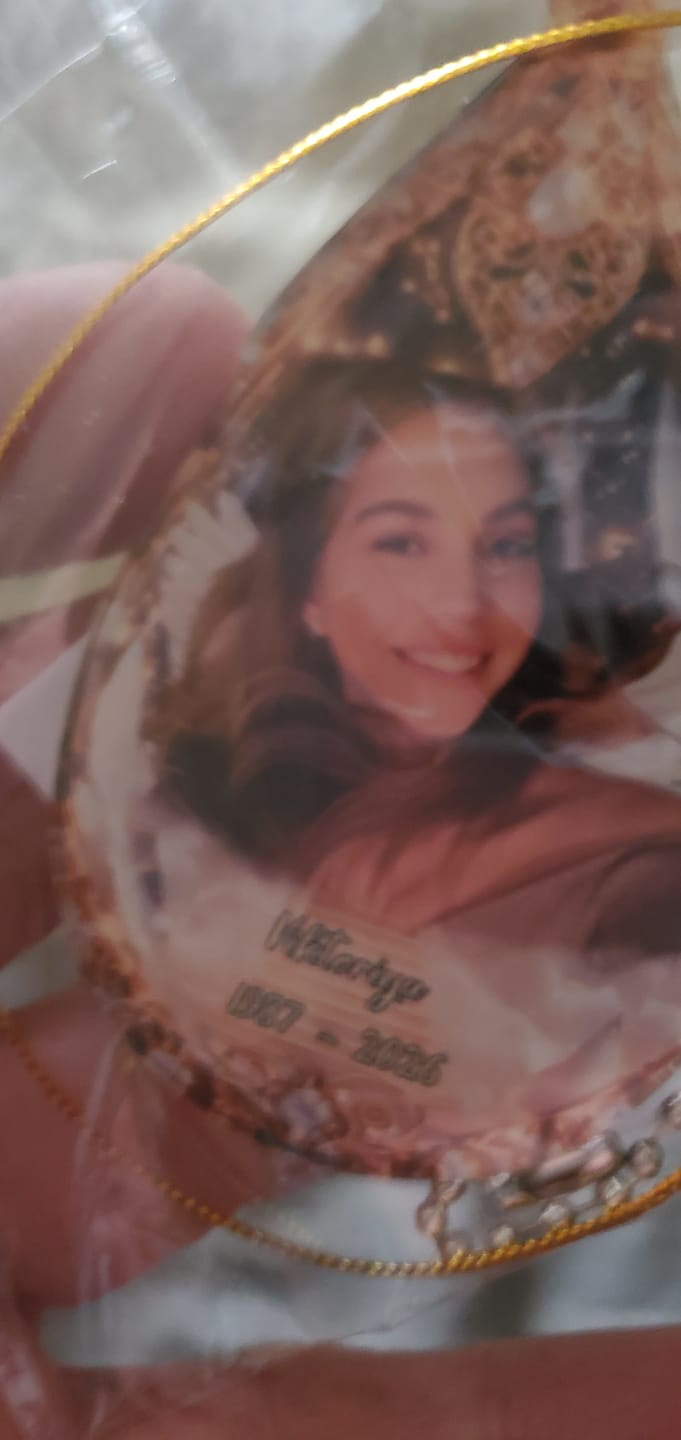 Customer photo review of Custom Photo Car Ornament - Personalized Christmas Memorial Sympathy Gifts