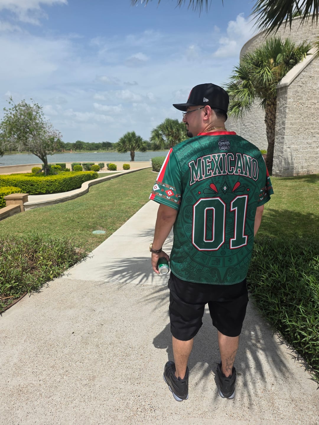 Customer photo review of Azteca Xiuhpohualli Mexico Fútbol Jersey