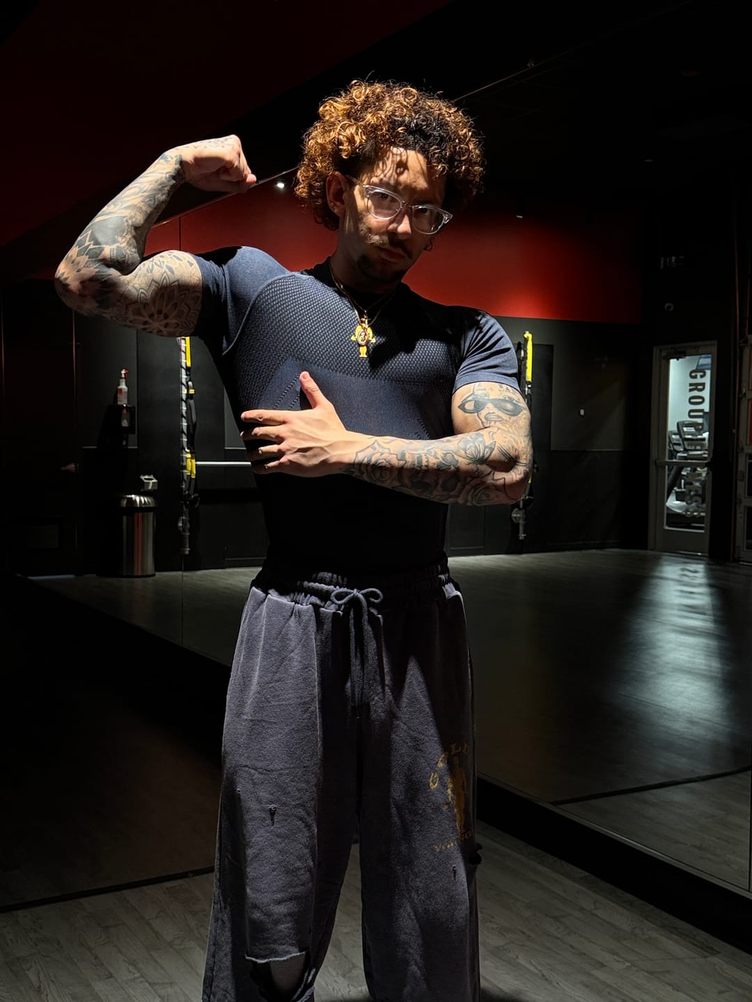 Customer photo review of 4286 - Gold's Iron Legacy Compression Tees