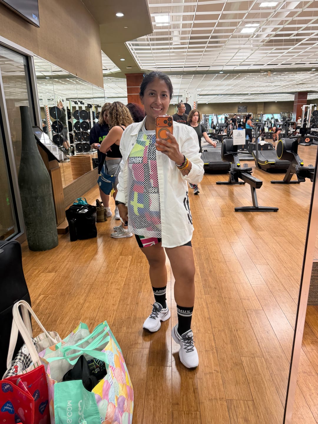 Customer photo review of Worldwide Unisex Mesh Crew Neck Top