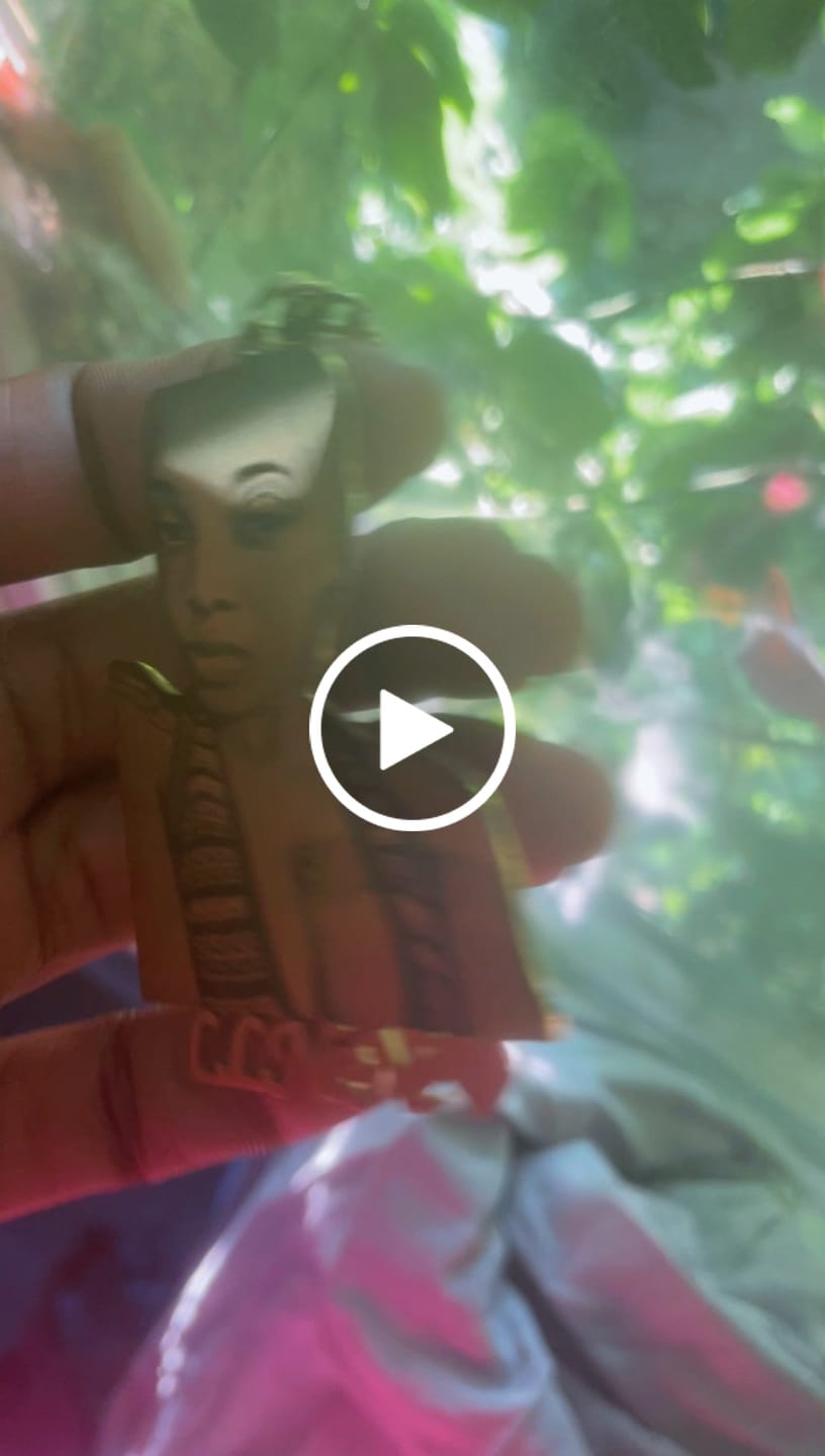 Customer video review of Custom Photo Engraved Pendant Necklace