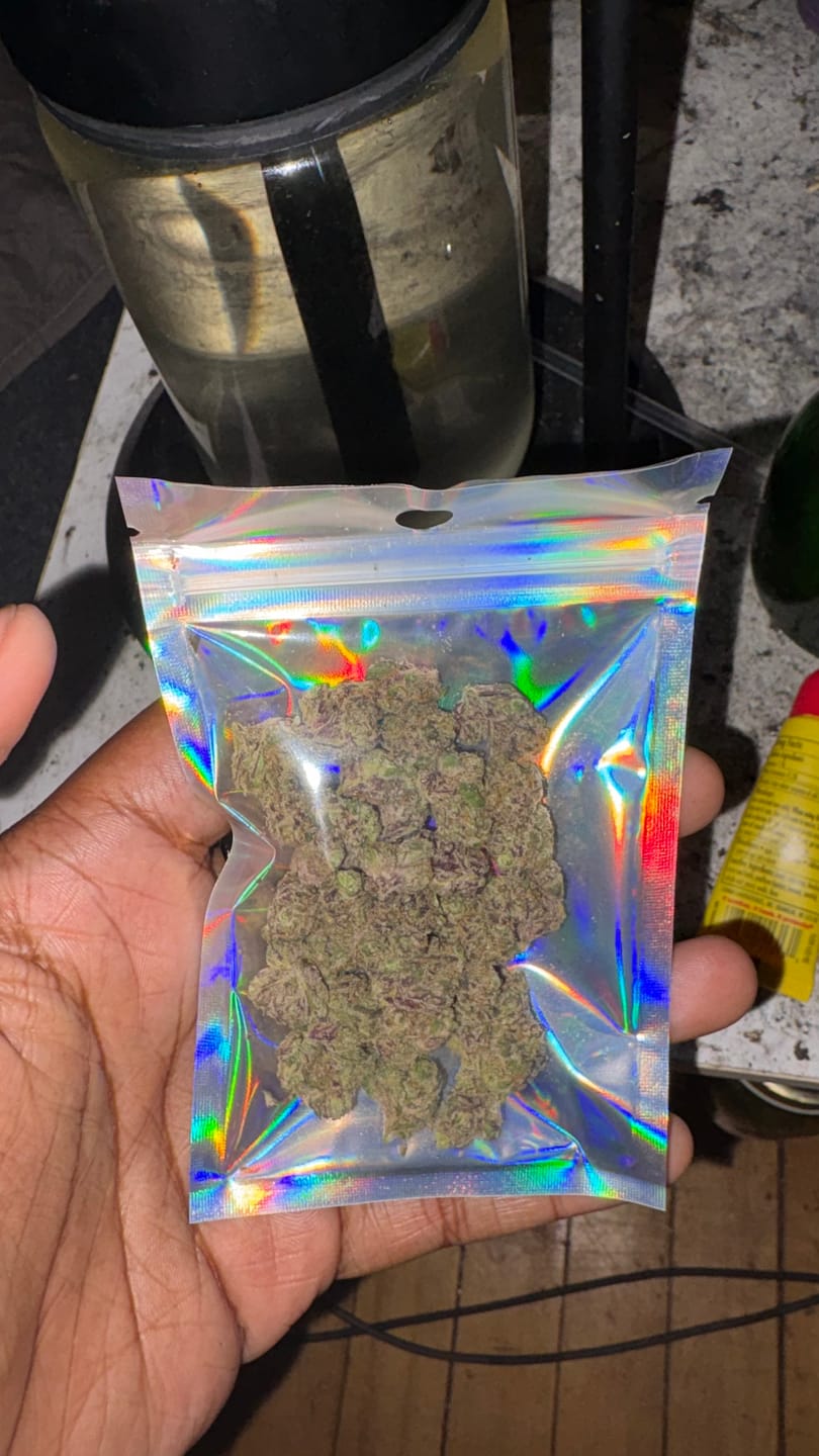 Customer photo review of Boutique Exotics Coffin Candy Minis - Bulk Minis - Hybrid