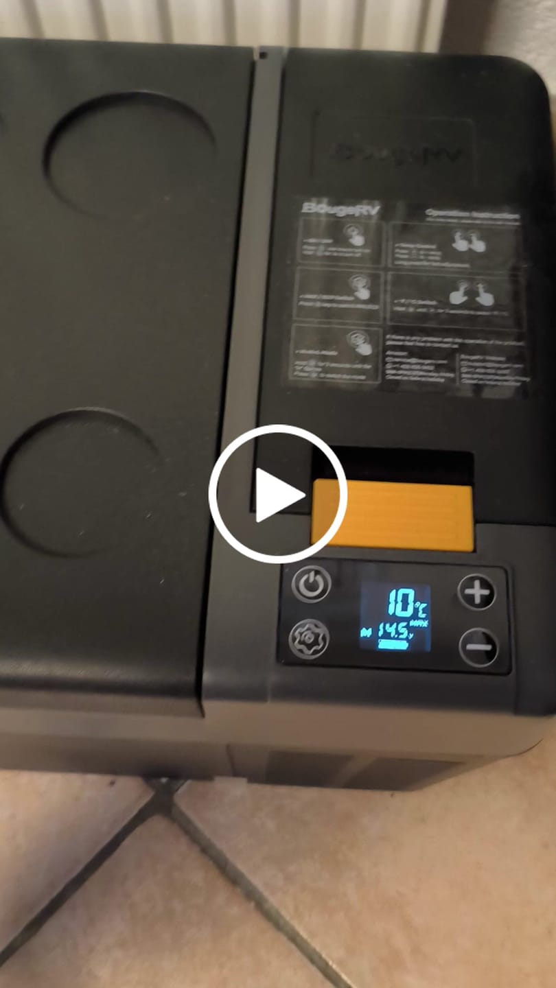 Customer video review of BougeRV CRPRO 20 L 12V Tragbarer Auto Kühlschrank Schwarz