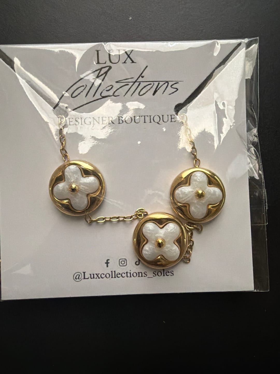 Customer photo review of Leslie Flower Bracelet
