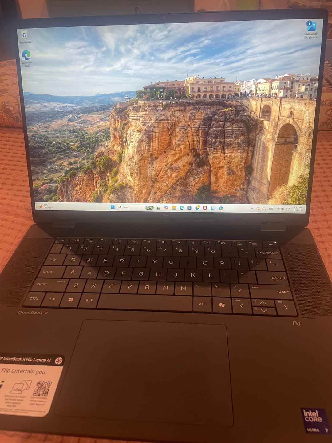 Customer photo review of Laptop HP OmniBook X Flip Next Gen AI 16-as0023dx Copilot+ 2-in-1 Intel Core Ultra 7 256V (2.2GHz) 16 GB RAM 1 TB SSD 16" Intel Arc 140V Eclipse Gray Aluminum