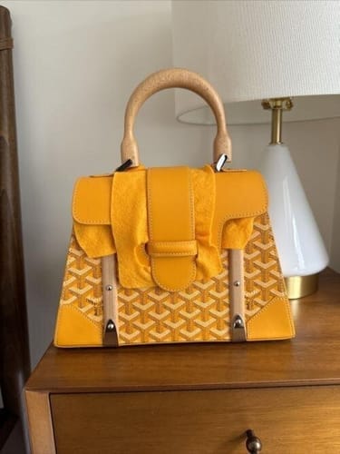 Customer photo review of Monté City Satchel