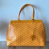 Customer photo review of Bellechasse Biaude PM Bag
