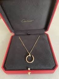 Customer photo review of Nail necklace