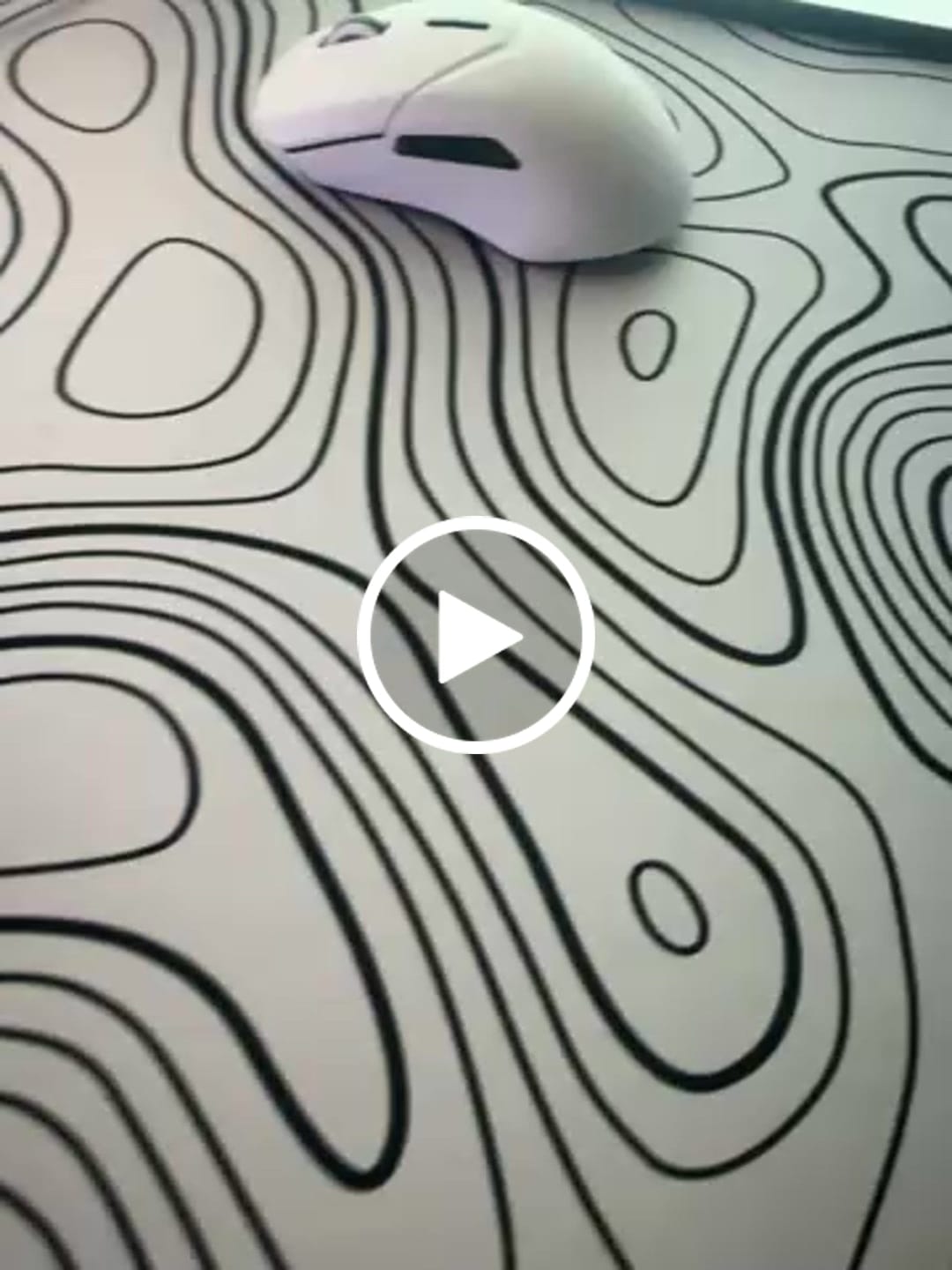 Customer video review of White Topo Mousepad