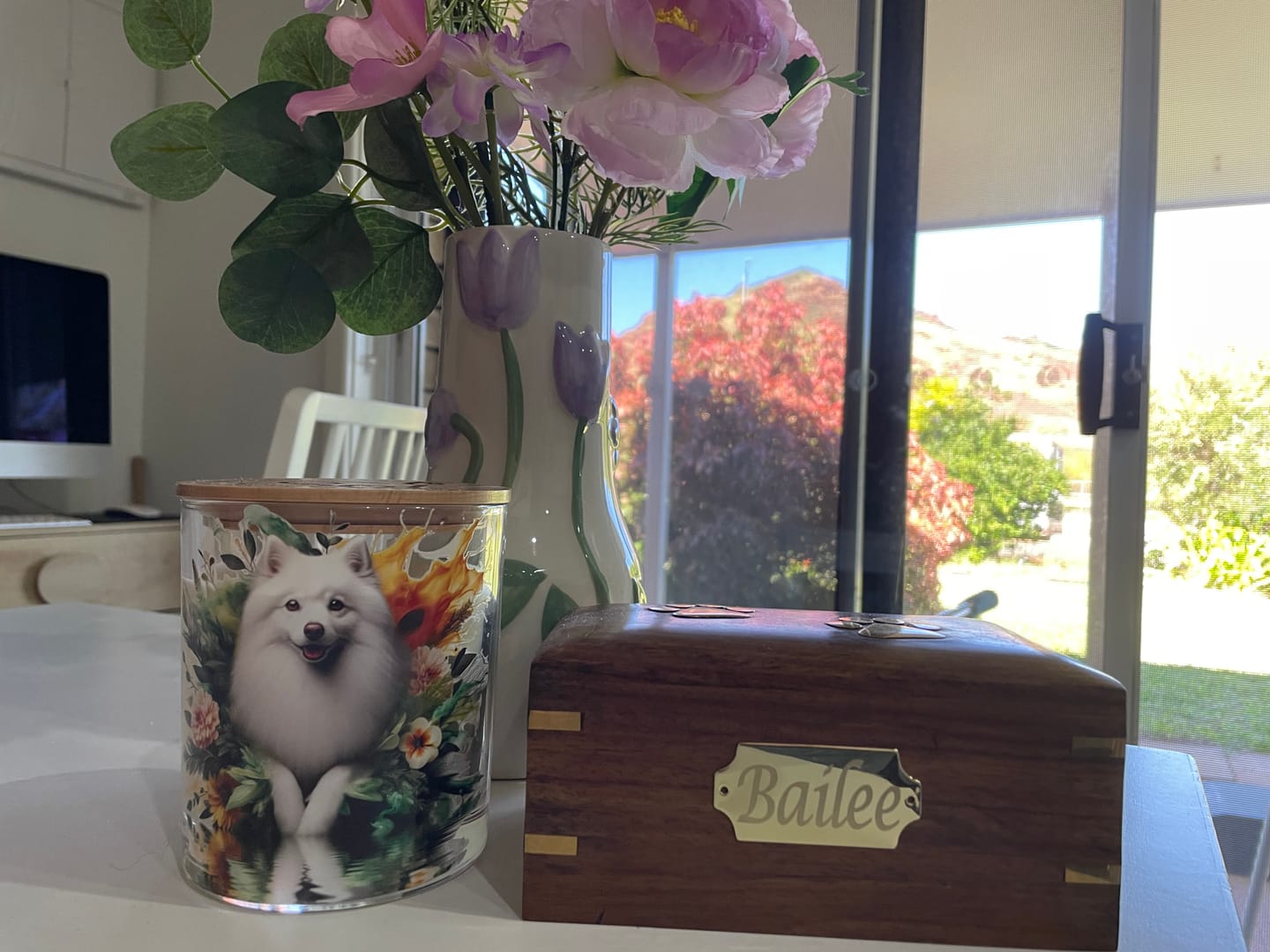 Customer photo review of Japanese Spitz Smiling Dog Xlarge Candle