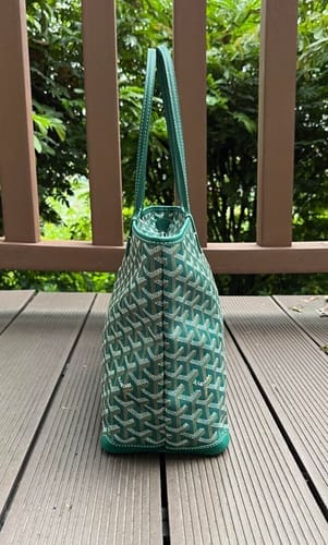 Customer photo review of Aurelle Zip Carryall