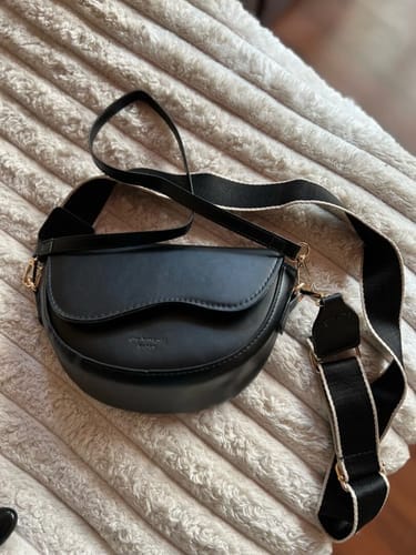 Customer photo review of Phoebe Vintage Handbag