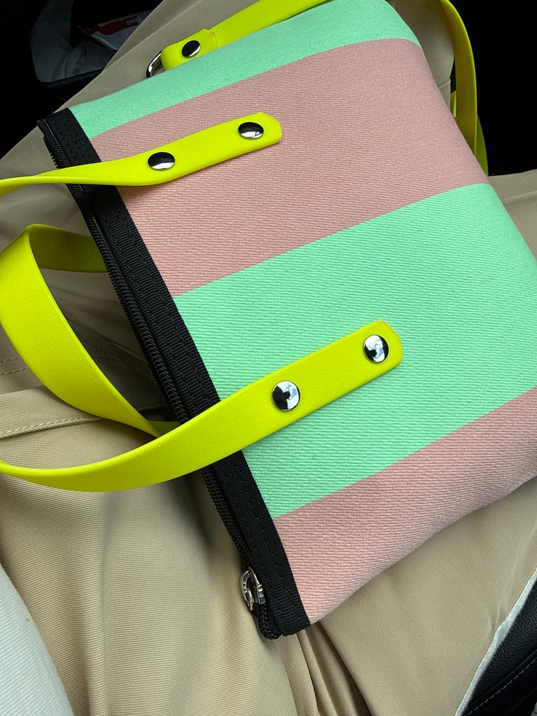 Customer photo review of Bolso MO