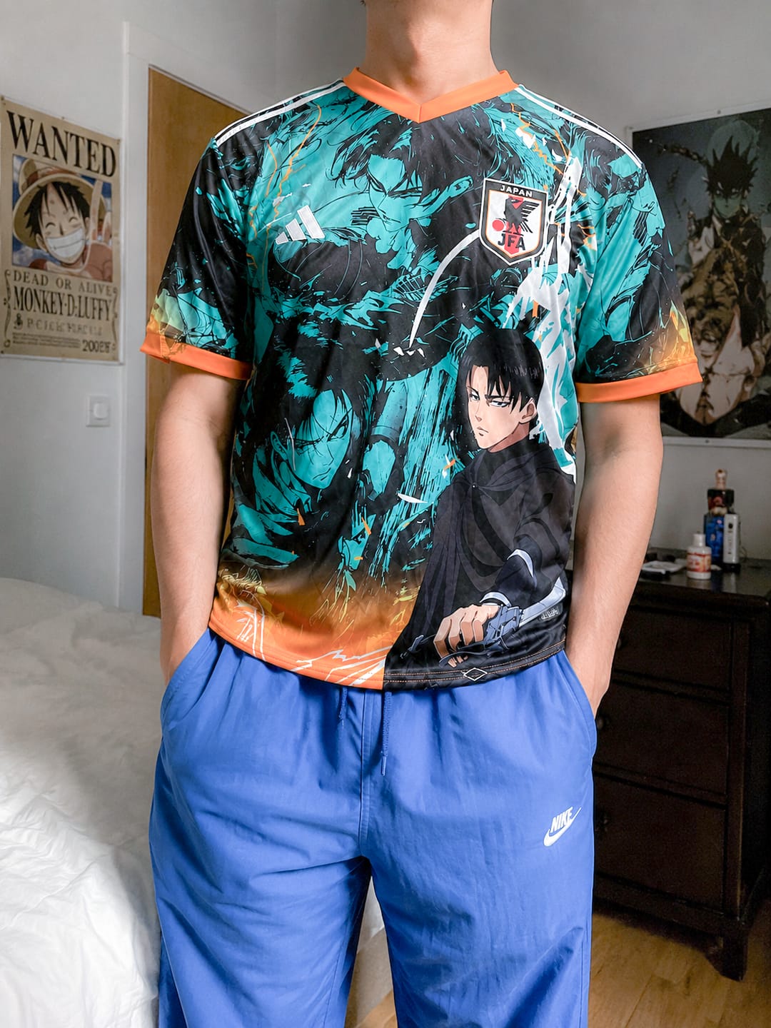 Customer photo review of Camiseta Capitán Levi