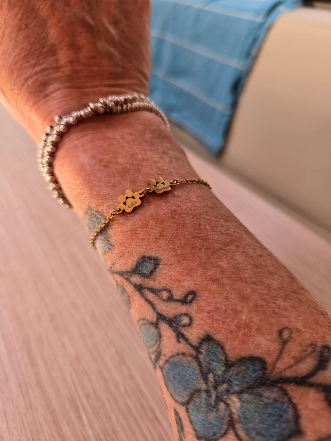 Customer photo review of 2 zampette personalizzate (+3€)
