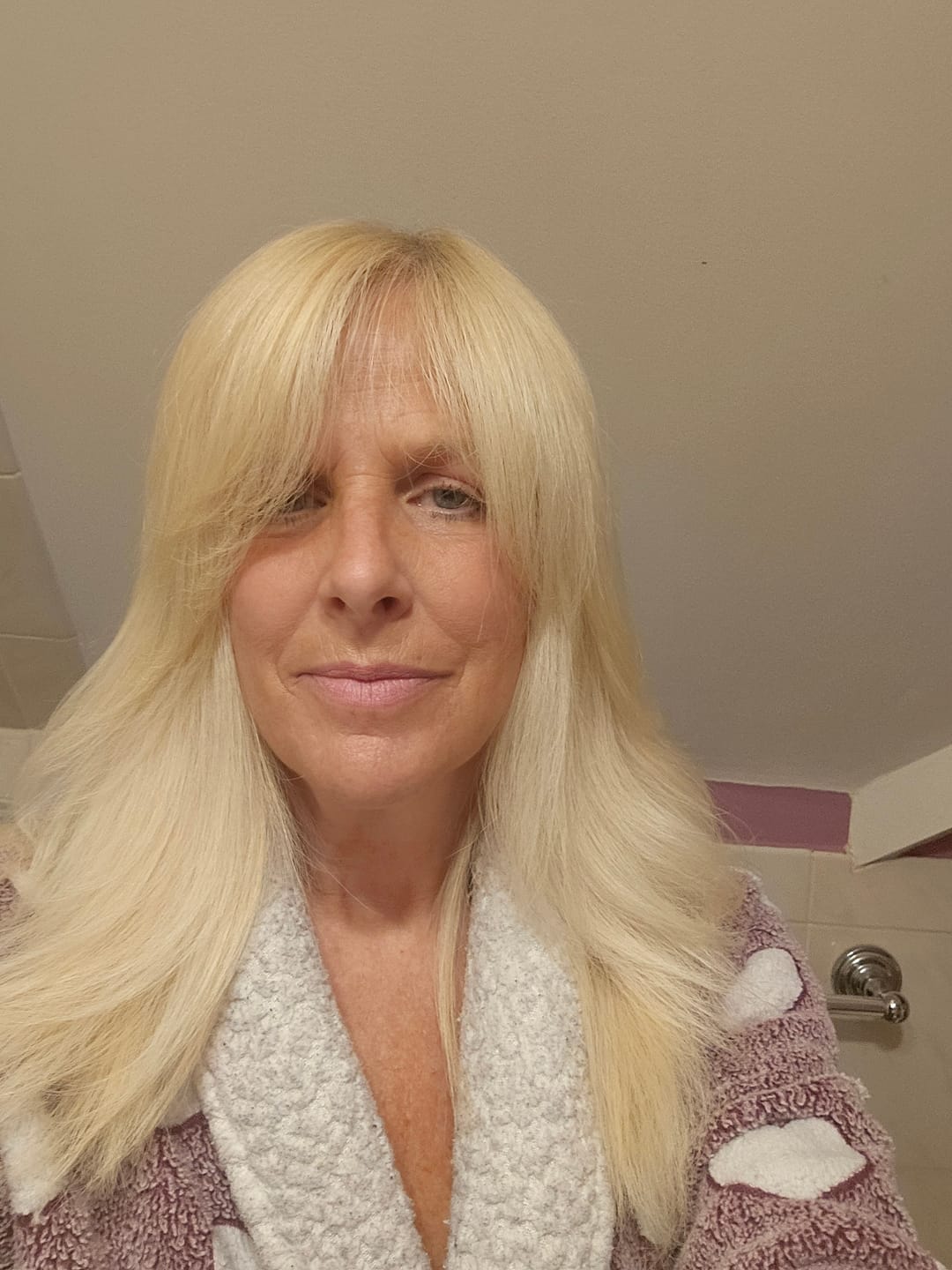 Customer photo review of Castor Oil Conditioner Bar – Brittle & Dry Ends | VIORI