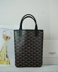 Customer photo review of Potiers Bag