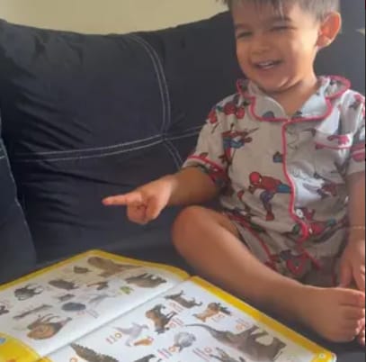 Customer photo review of Libro Educativo con Sonido CREARIO™
