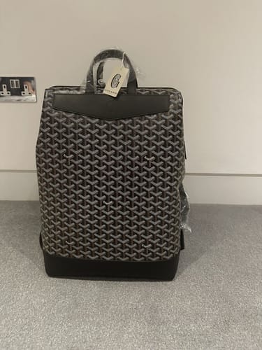 Customer photo review of Summit Elegance Backpack