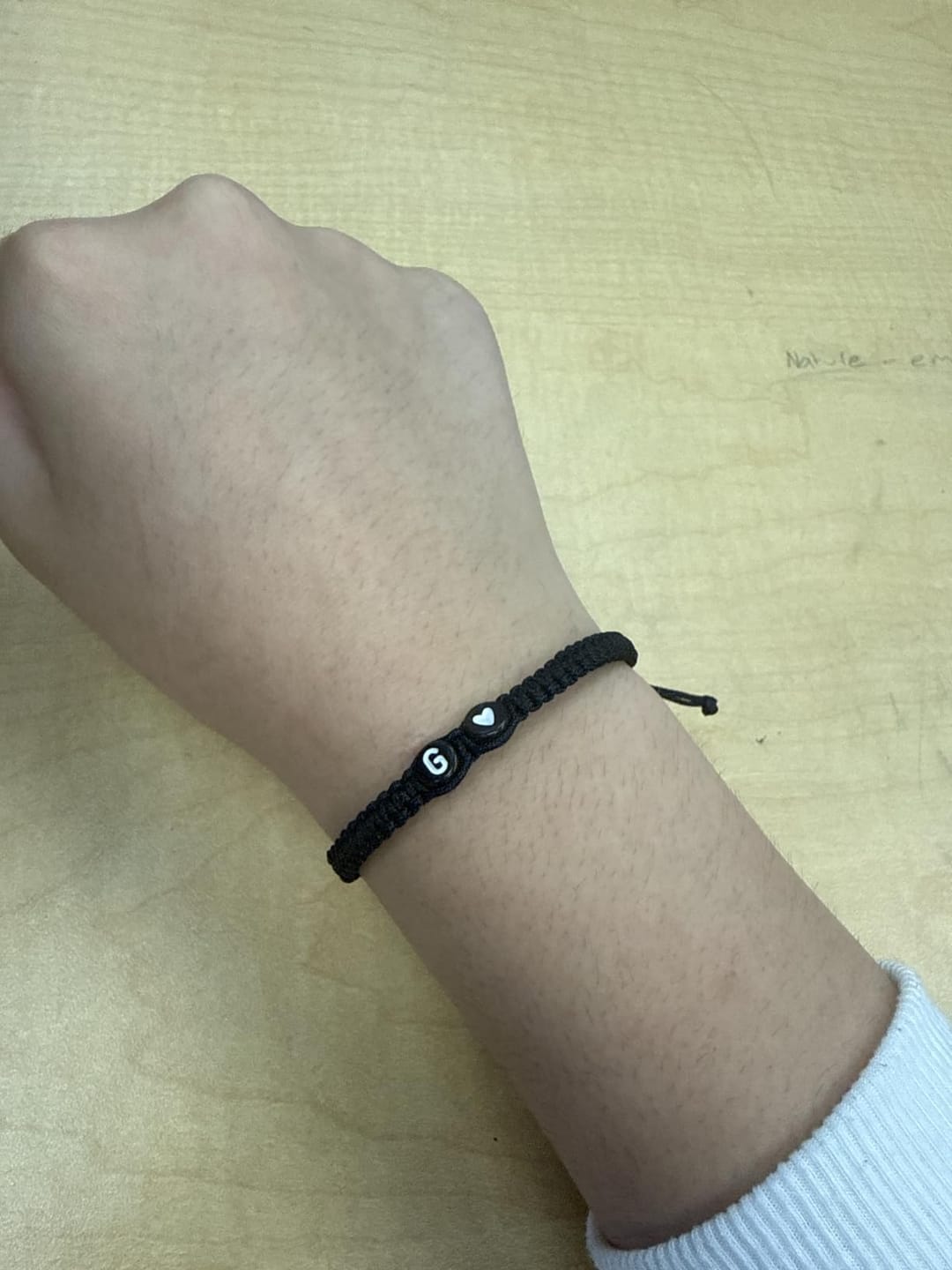 Customer photo review of Verstellbares Armband mit Initiale & Herz