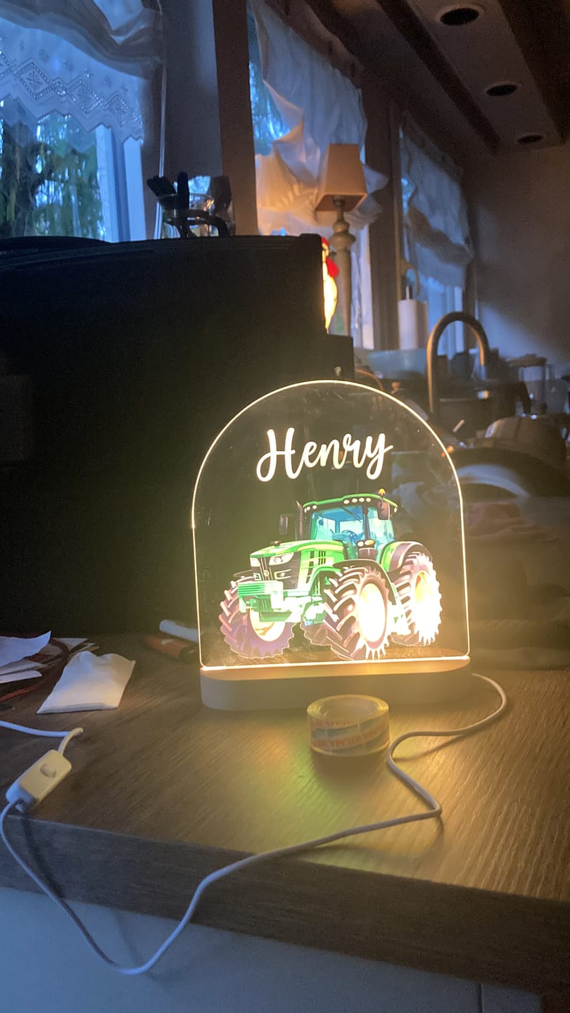 Customer photo review of Traktor Nachtlicht mit eigenem Namen