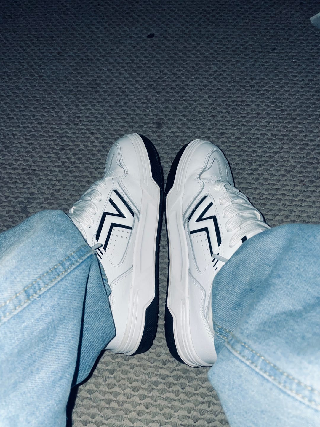 Customer photo review of Zapatilla Vans Upland Unisex Blanco