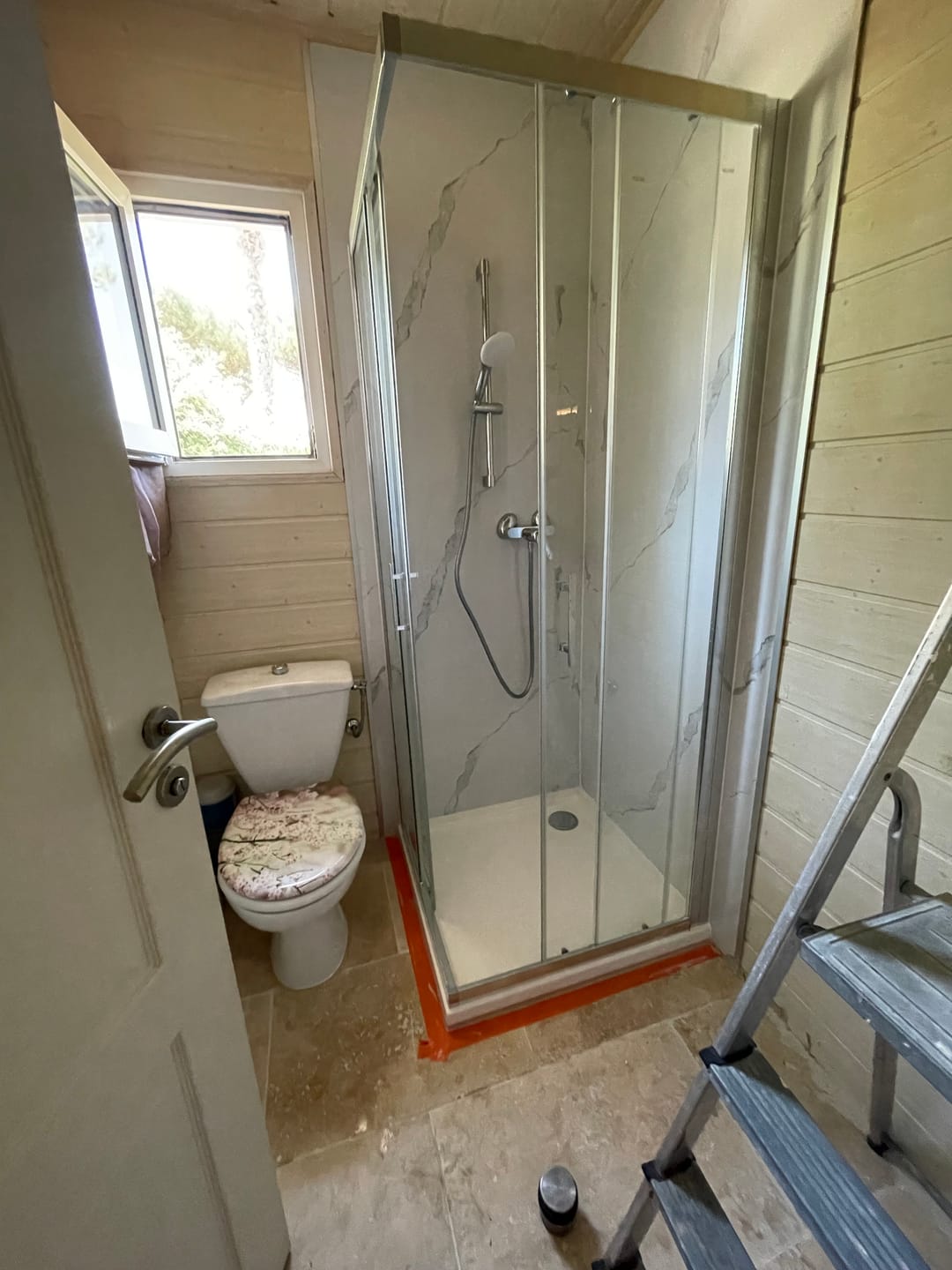 Customer photo review of Baguette Depart/Finition aluminium pour /PVC/SPC/Feuille de pierre