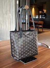 Customer photo review of Potiers Bag