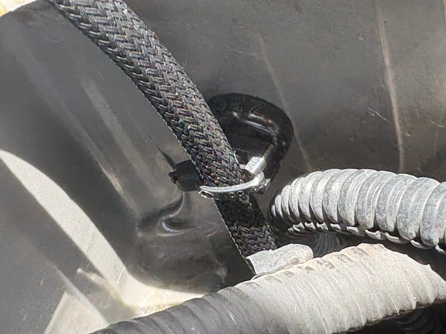 Customer photo review of ZBAD1 - Magnet Cable Tie Holders