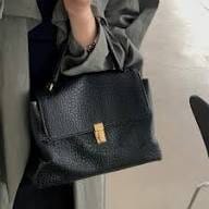 Customer photo review of Valley Purse