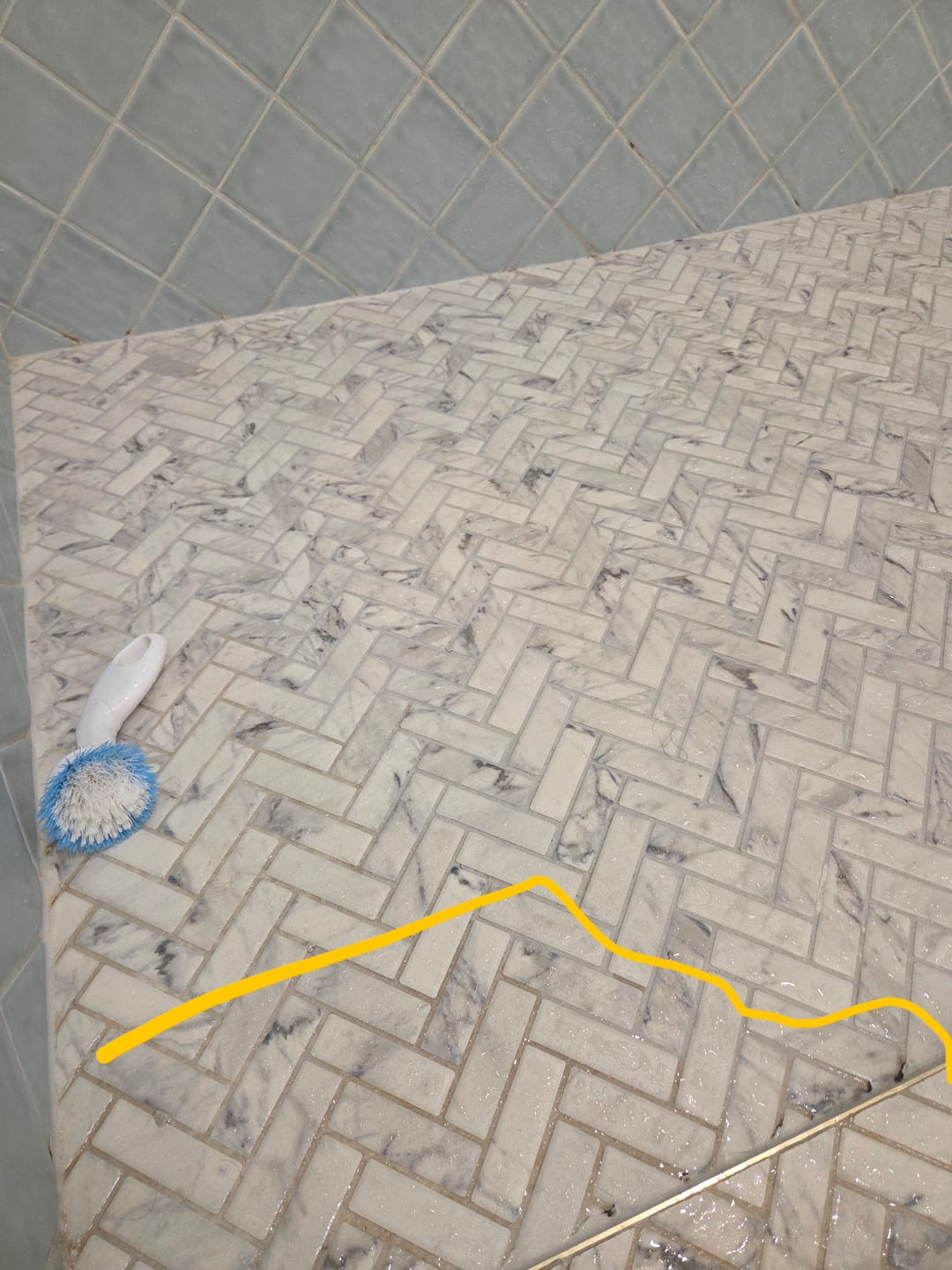 Customer photo review of GLASSGUARD® Miracle Mould Removal Gel x 2