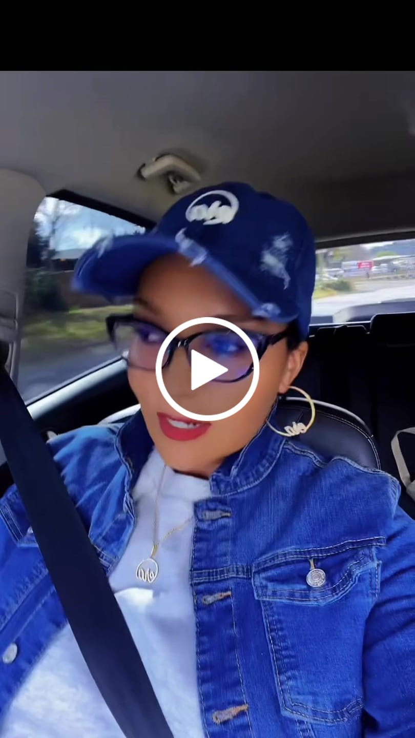 Customer video review of Era Distressed Denim Cap