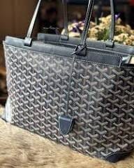 Customer photo review of Bellechasse Biaude PM Bag