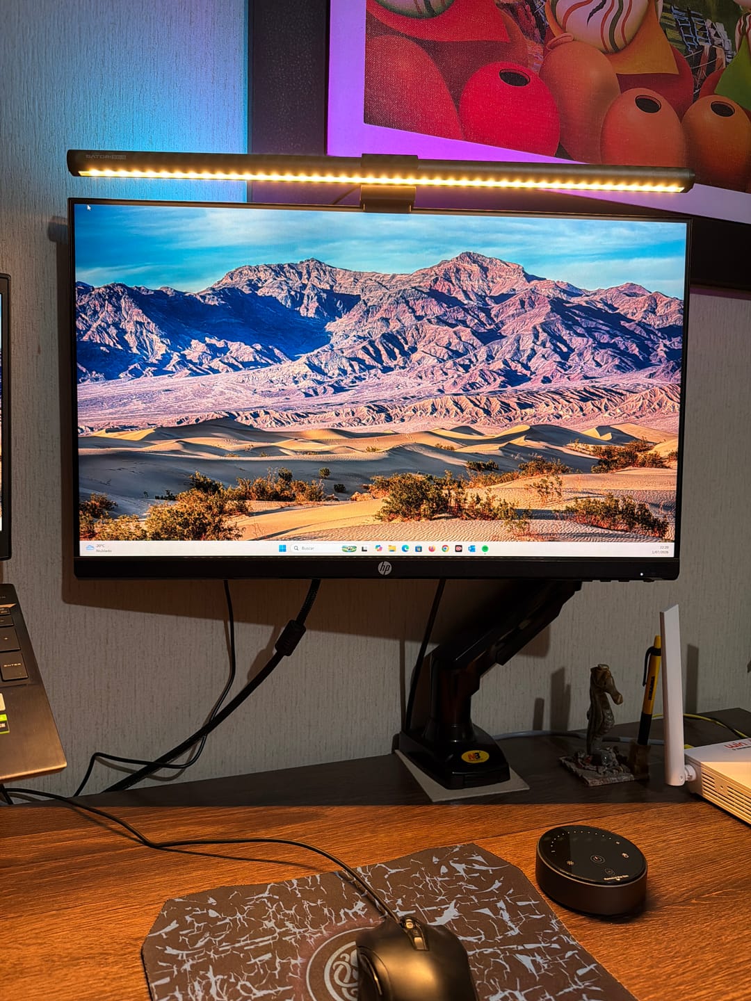 Customer photo review of Barra de Luz para Monitor + RGB Trasero